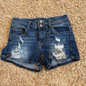 KanCan Jean Shorts Women’s size 27